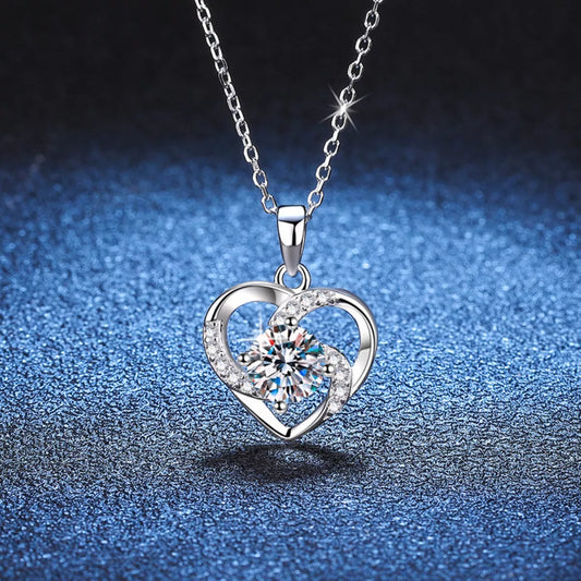 HOF Noelle 925 Sterling Silver Zircon Heart Necklace