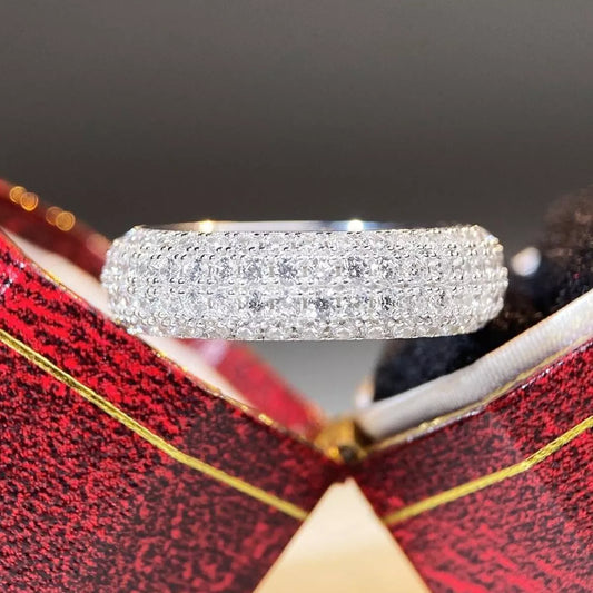 House Of Finesse Sterling Halo Zircon Ring in silver