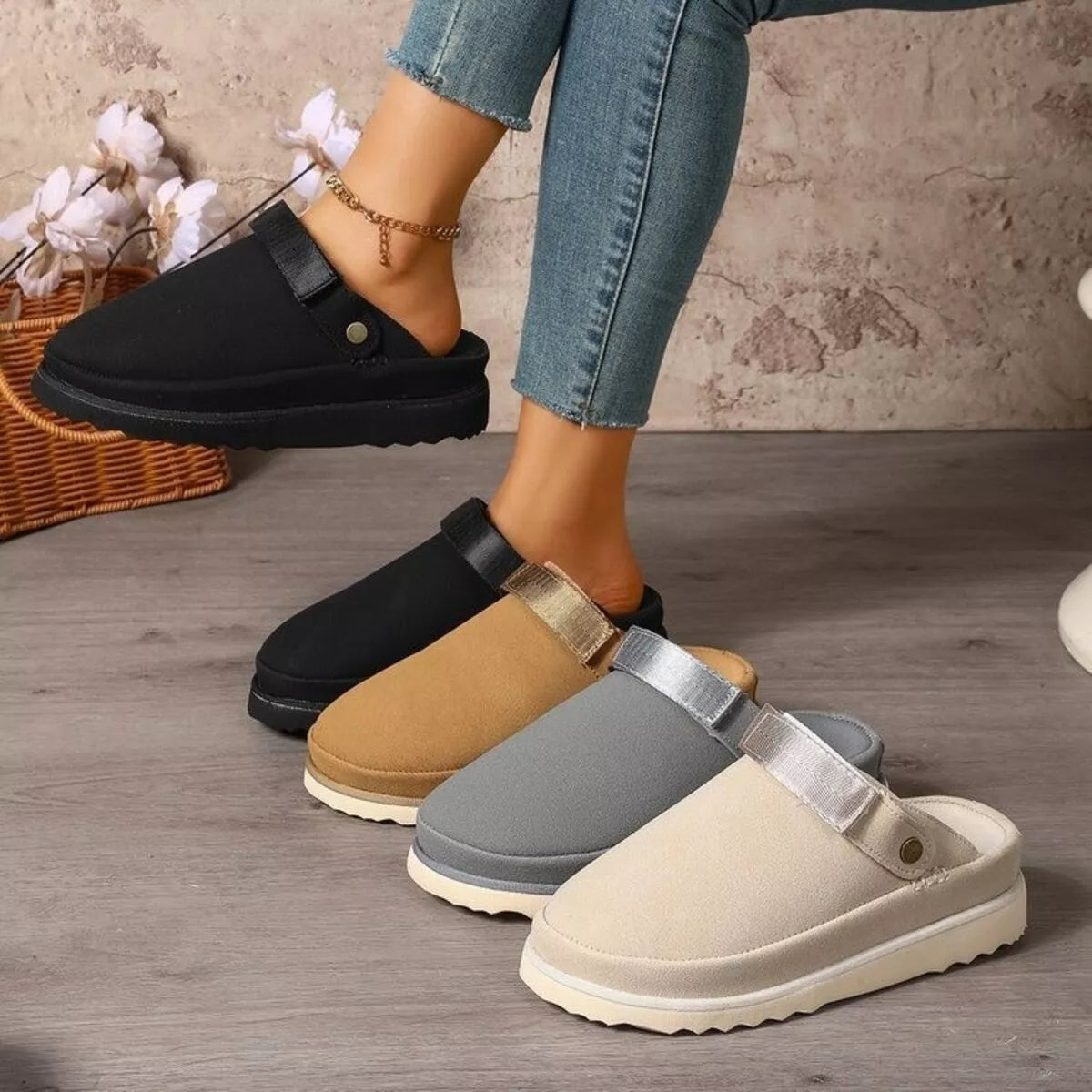 Modern Finesse Gia Round-Toe Slip-Ons