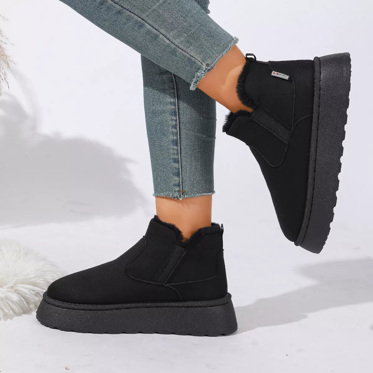Modern Finesse Solace Round-Toe Platform Boots