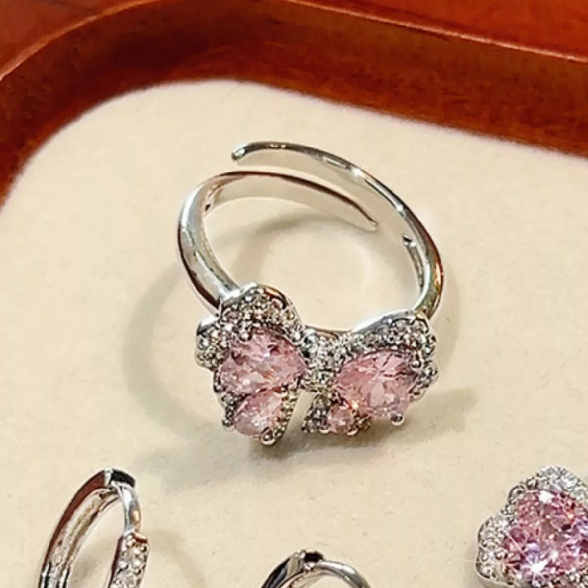 HOF Lyra Zircon Bow Bypass Ring