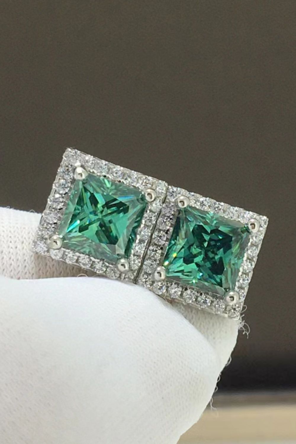 HOF Sienna 2 Carat Moissanite Square Stud Earrings