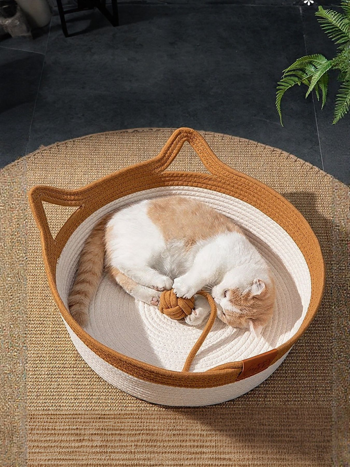 HOF Celine Cat Ear Woven Pet Nest