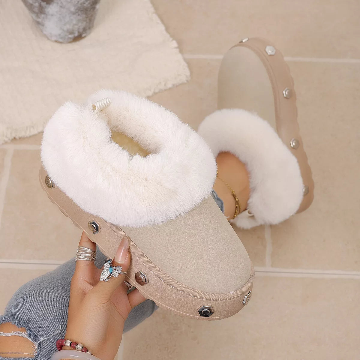 Modern Finesse Vale Round-Toe Platform Boots