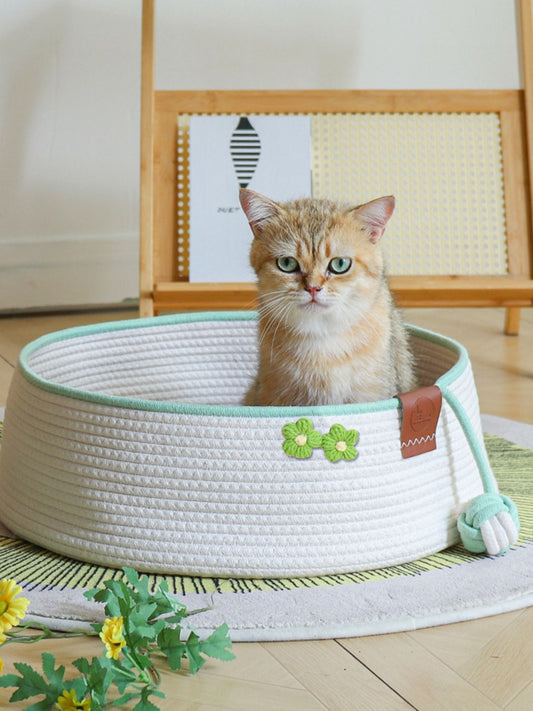 HOF Liora Woven Pet Nest with Toy Ball