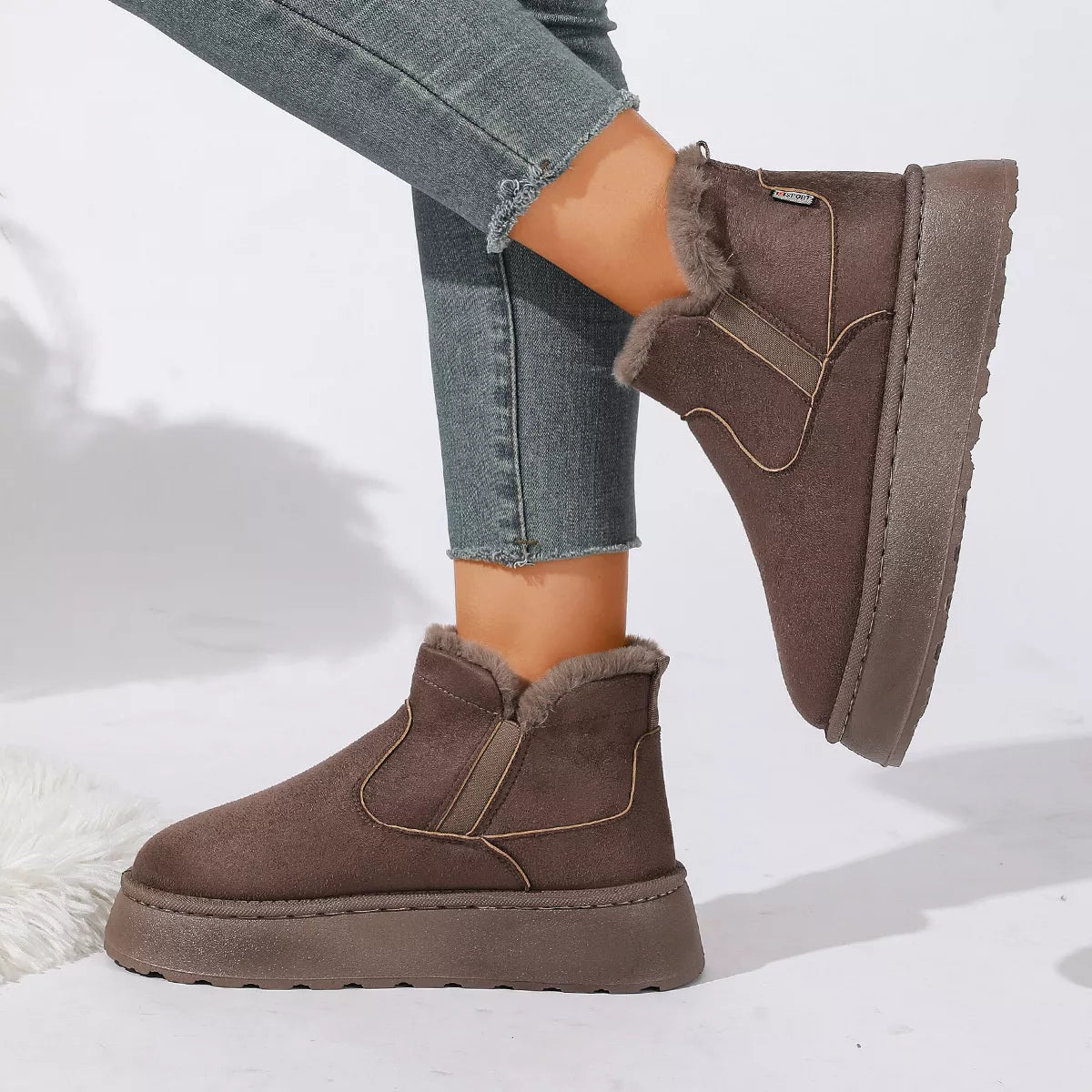 Modern Finesse Estelle Round-Toe Platform Boots