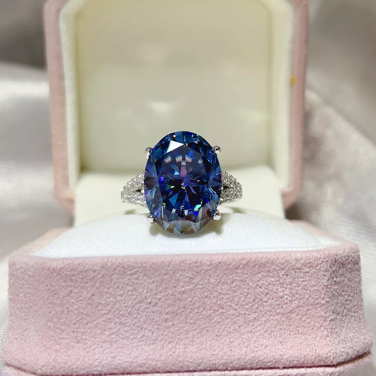 House Of Finesse Imperial Blue 10 Carat Moissanite Ring