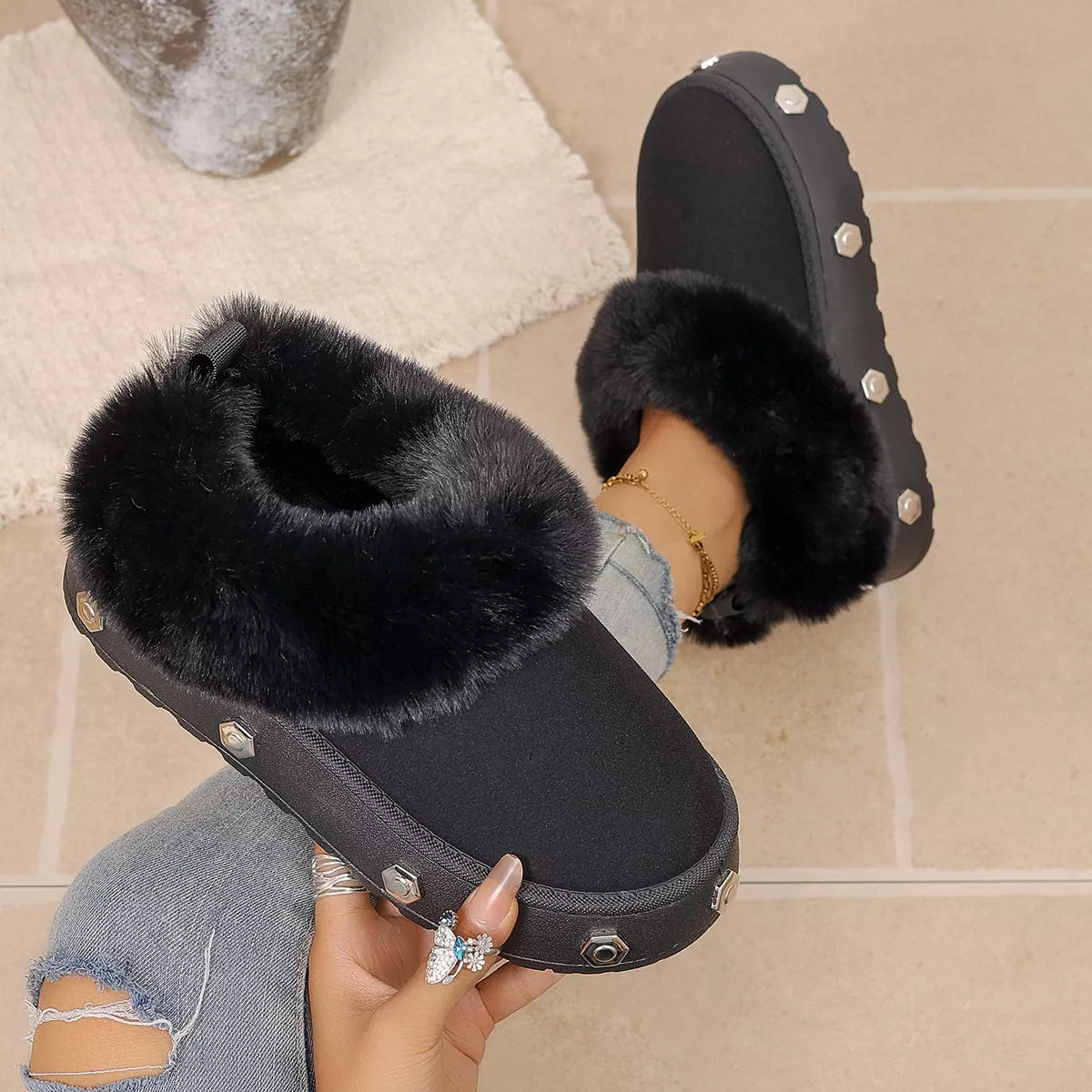 Modern Finesse Vale Round-Toe Platform Boots