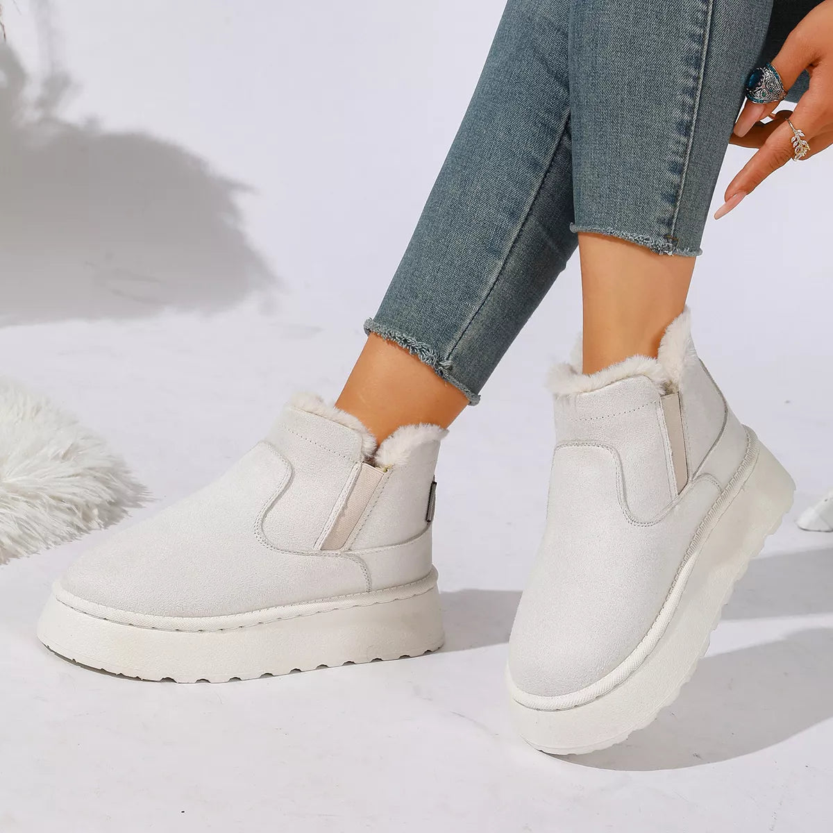 Modern Finesse Solace Round-Toe Platform Boots