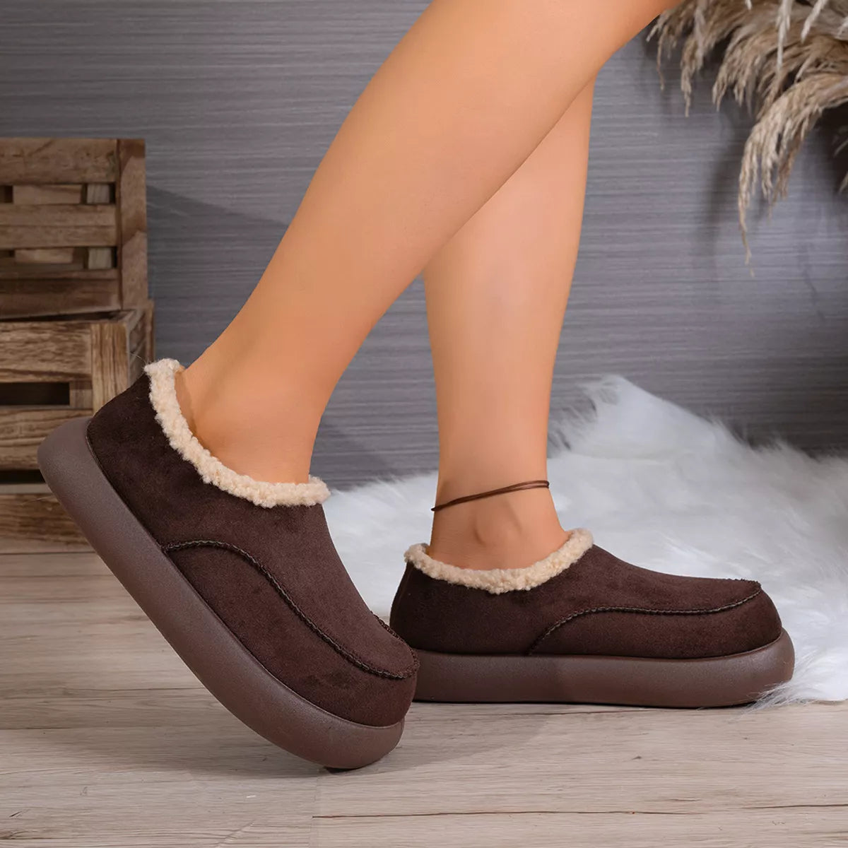 Modern Finesse Arden Round-Toe Ankle Boots