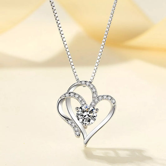 HOF Amara 925 Sterling Silver Zircon Heart Necklace