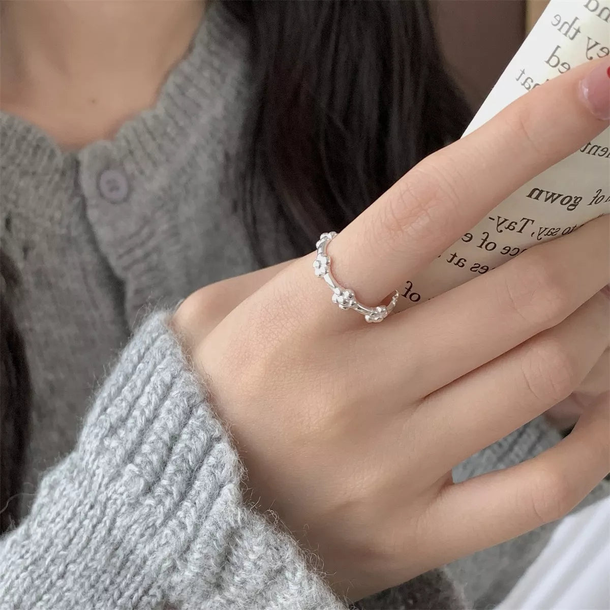 HOF Seren 925 Sterling Silver Flower Ring