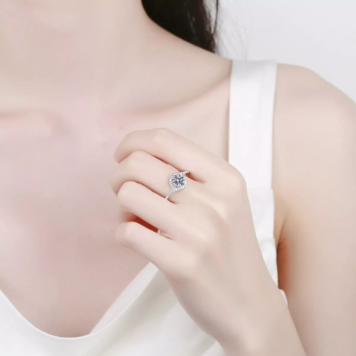 HOF Eden 1 Carat 925 Sterling Silver Moissanite Ring