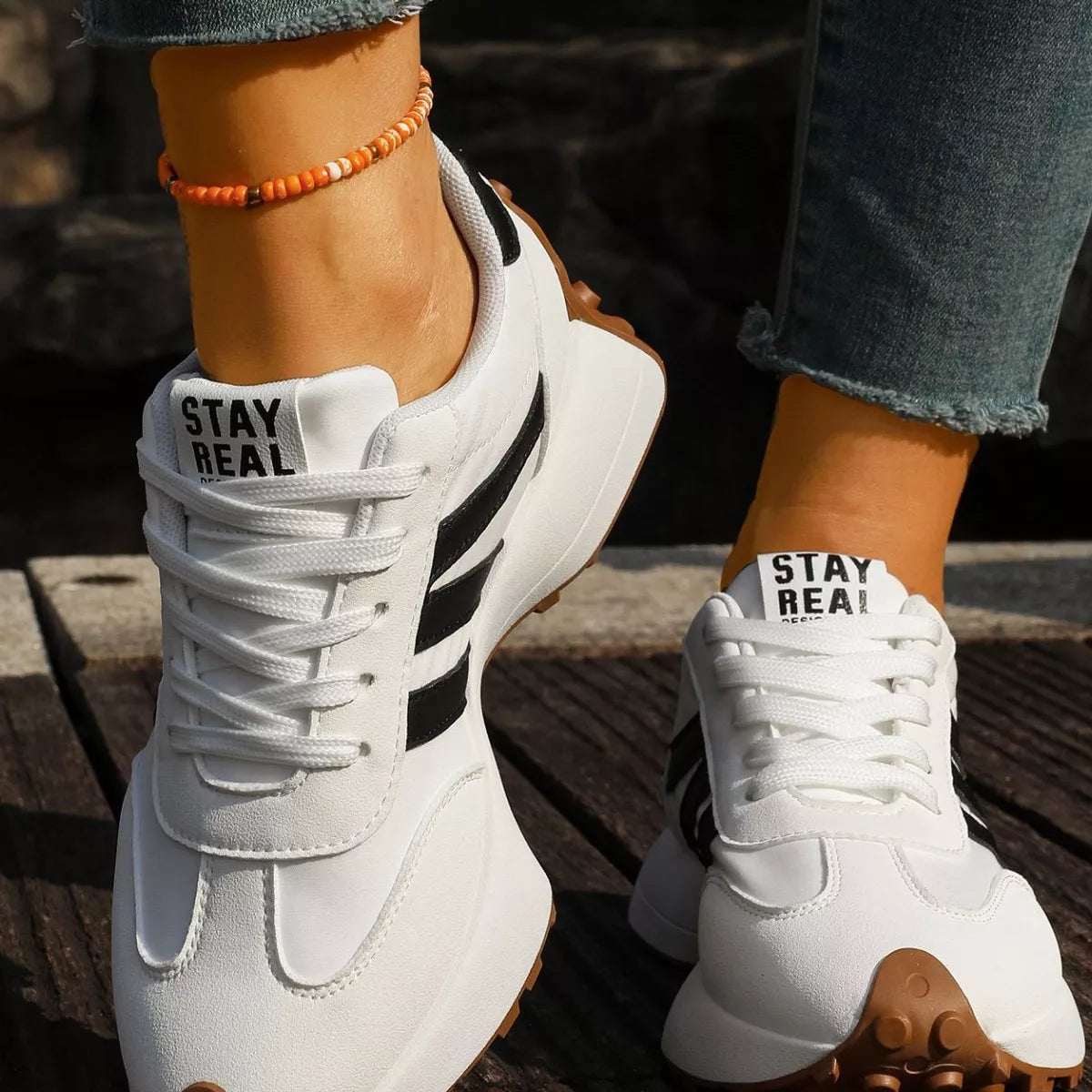 Modern Finesse Nova Round-Toe Lace-Up Sneakers