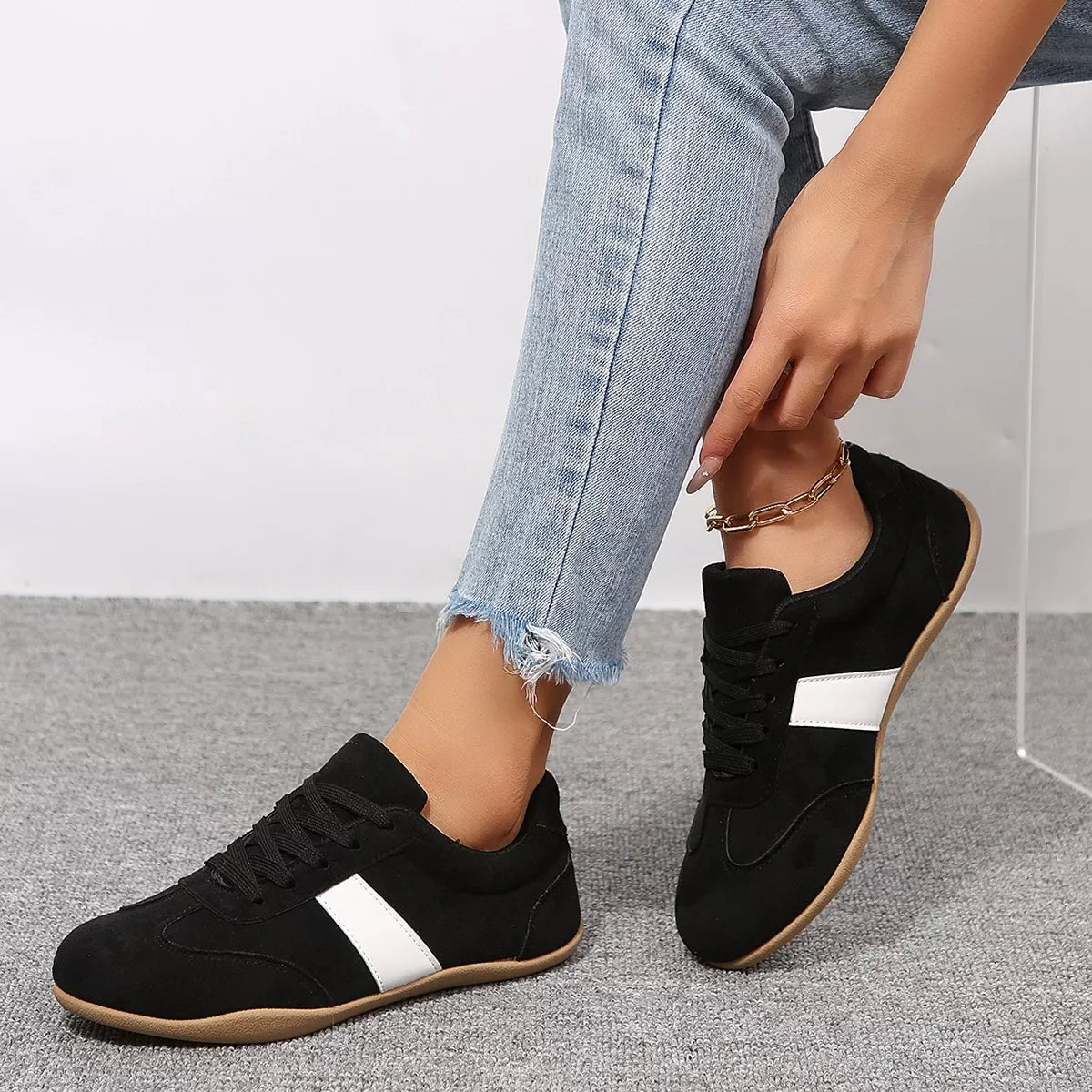 Modern Finesse Ember Round-Toe Flat Sneakers