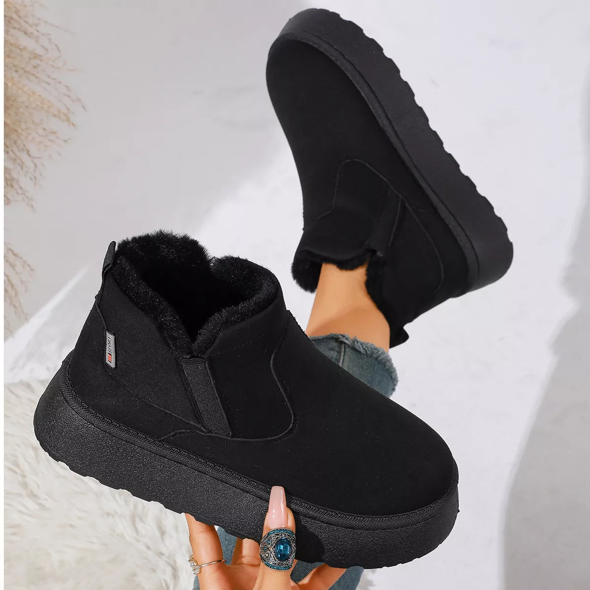 Modern Finesse Solace Round-Toe Platform Boots