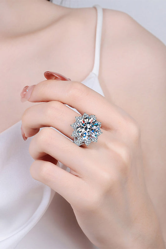 HOF Reverie 10 Carat Moissanite Flower-Shaped Ring