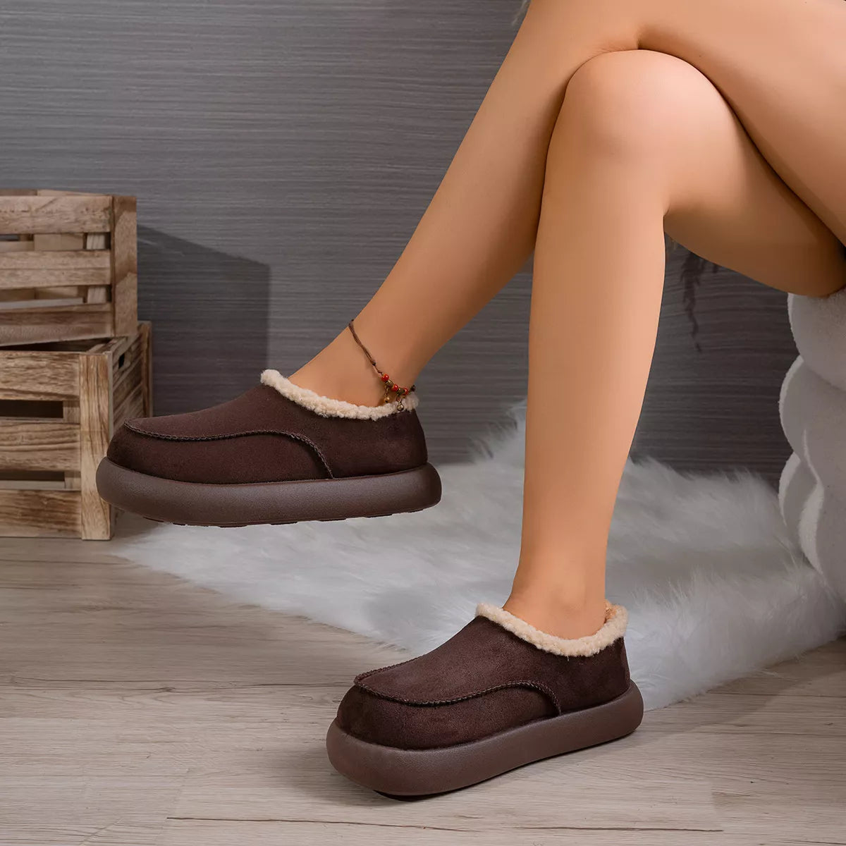 Modern Finesse Arden Round-Toe Ankle Boots