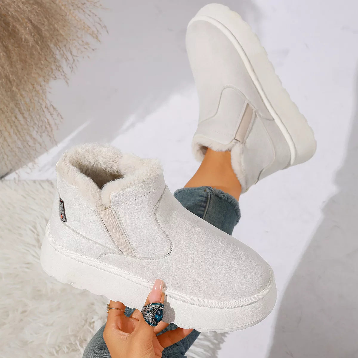 Modern Finesse Solace Round-Toe Platform Boots