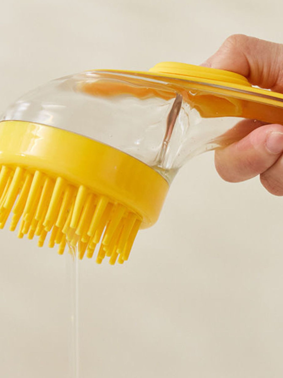 HOF Solace Soft Pet Shower Brush