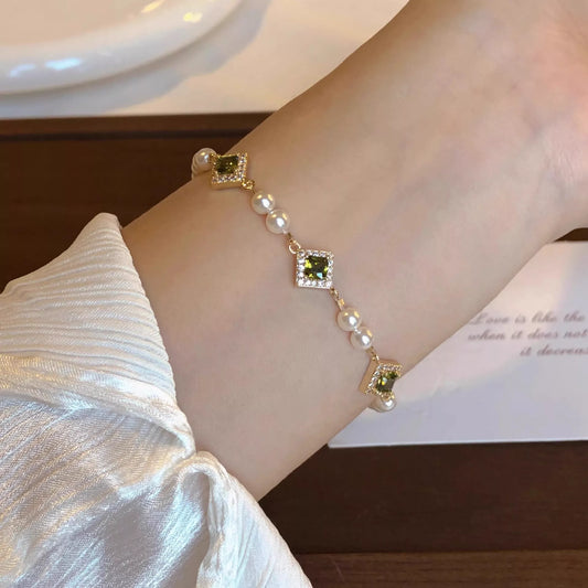 HOF Celine Pearl Zircon Chain Geometric Bracelet