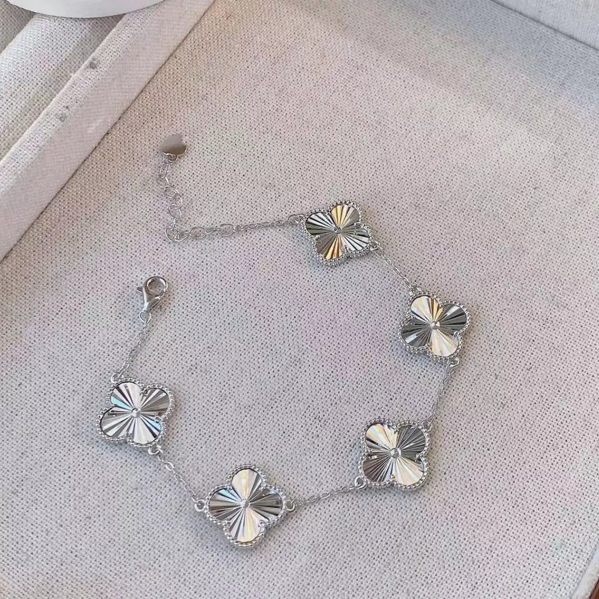 HOF Lyra 925 Sterling Silver Chain Four Leaf Clover Bracelet