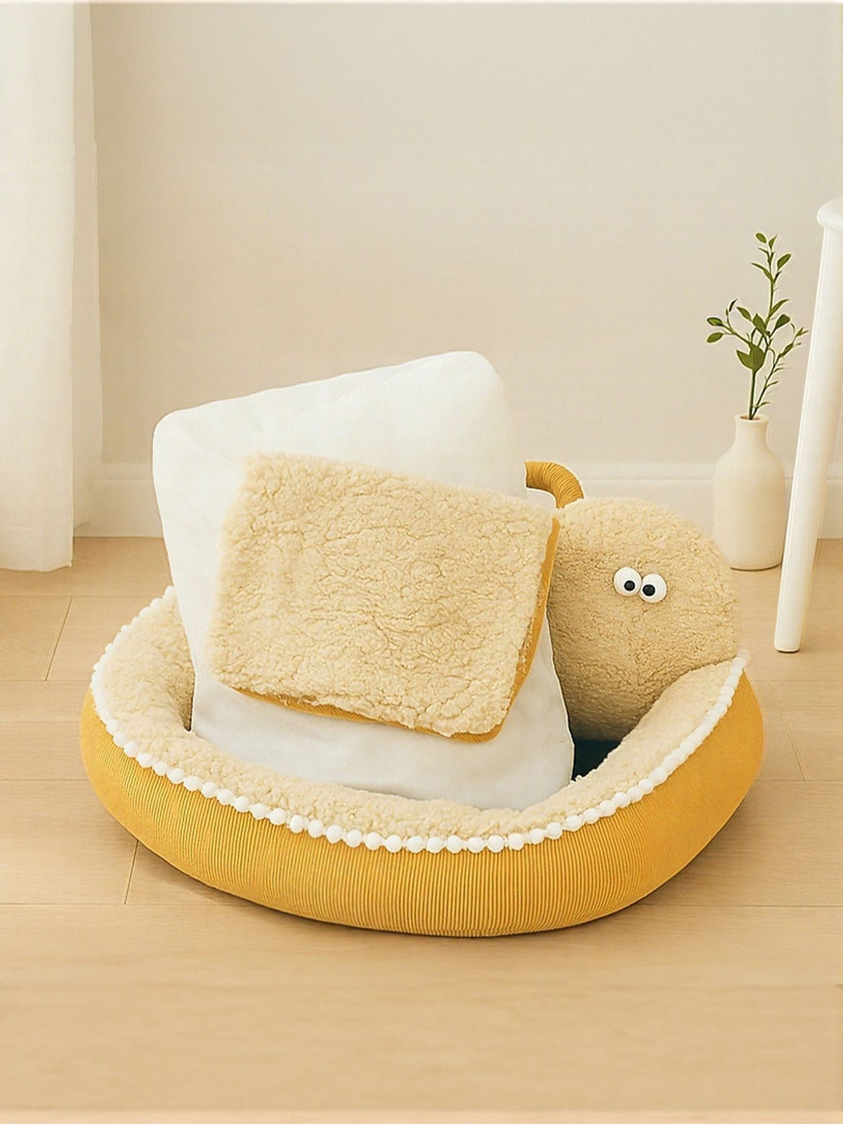 HOF Reverie Cartoon Design Cozy Pet Nest