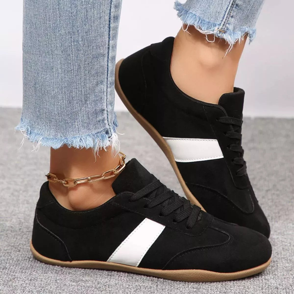 Modern Finesse Ember Round-Toe Flat Sneakers