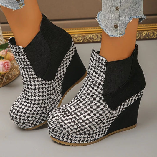 Modern Finesse Marlowe Houndstooth Pattern Wedge Ankle Boots