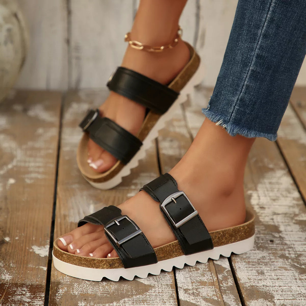 Modern Finesse Noelle Open-Toe Flat Sandals
