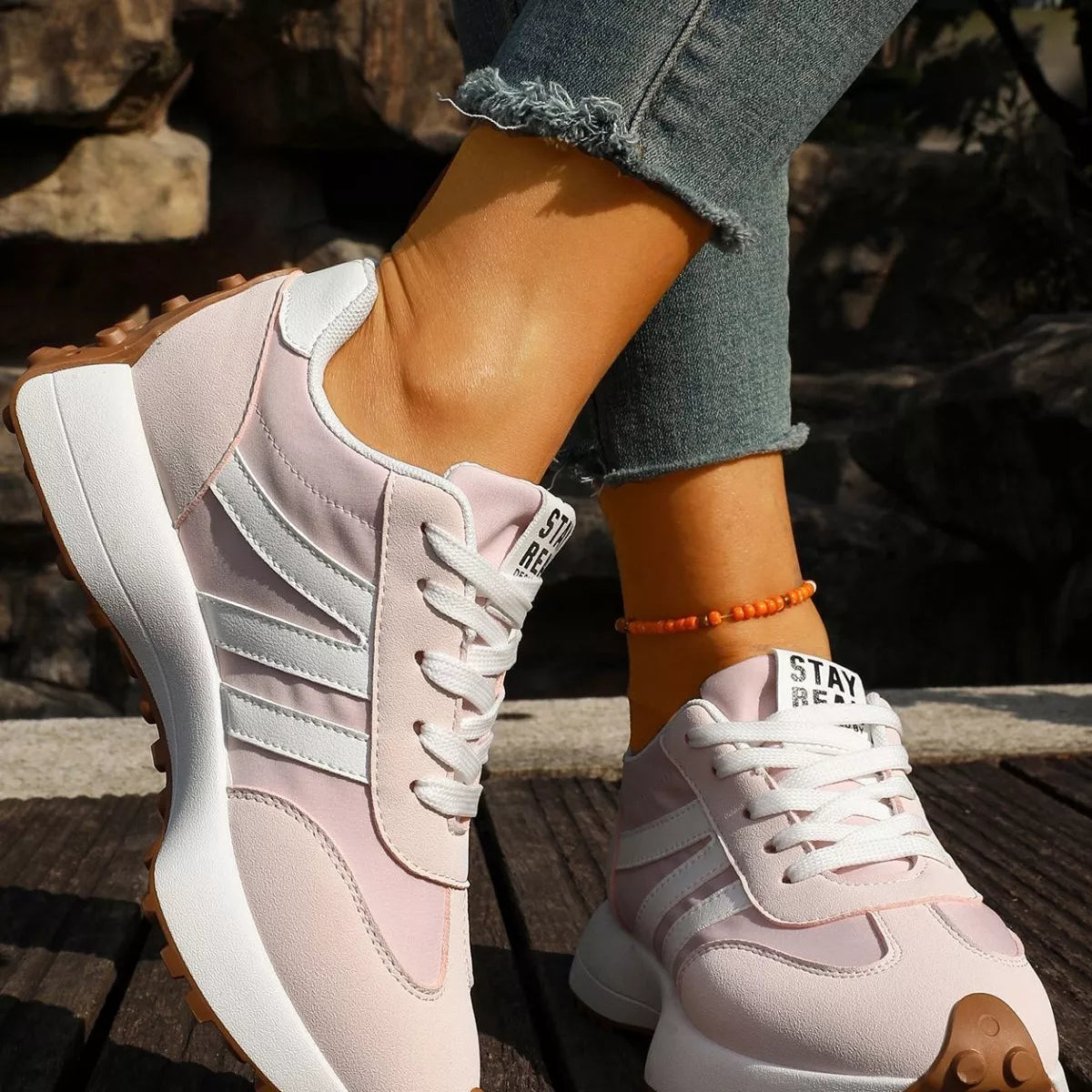 Modern Finesse Nova Round-Toe Lace-Up Sneakers