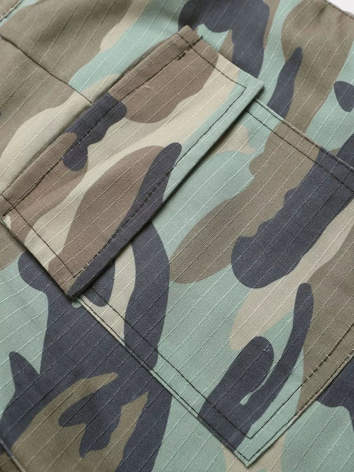 Modern Finesse Logan Men's Star Camouflage Cargo Capris