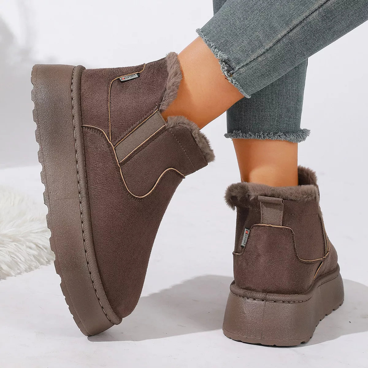 Modern Finesse Estelle Round-Toe Platform Boots