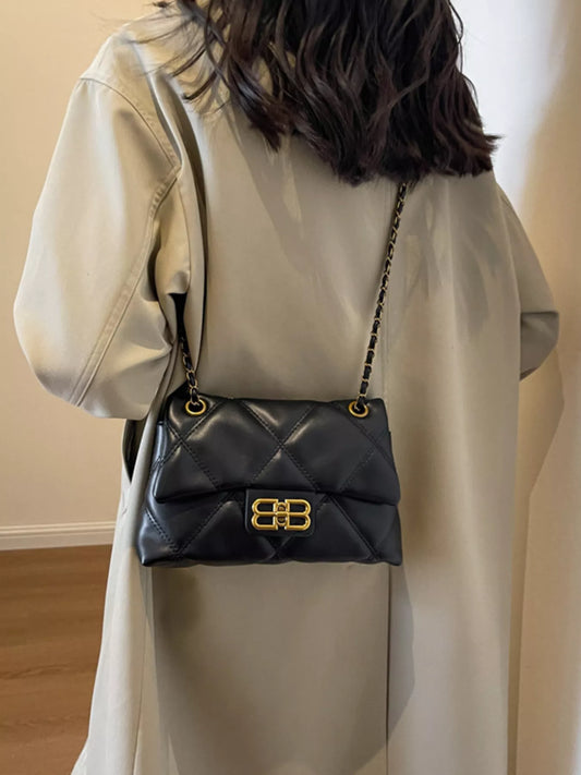 Modern Finesse Noelle Quilted Flap Chain Crossbody Bag