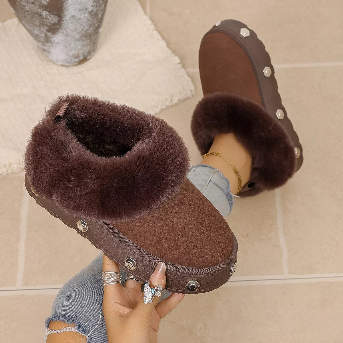 Modern Finesse Vale Round-Toe Platform Boots