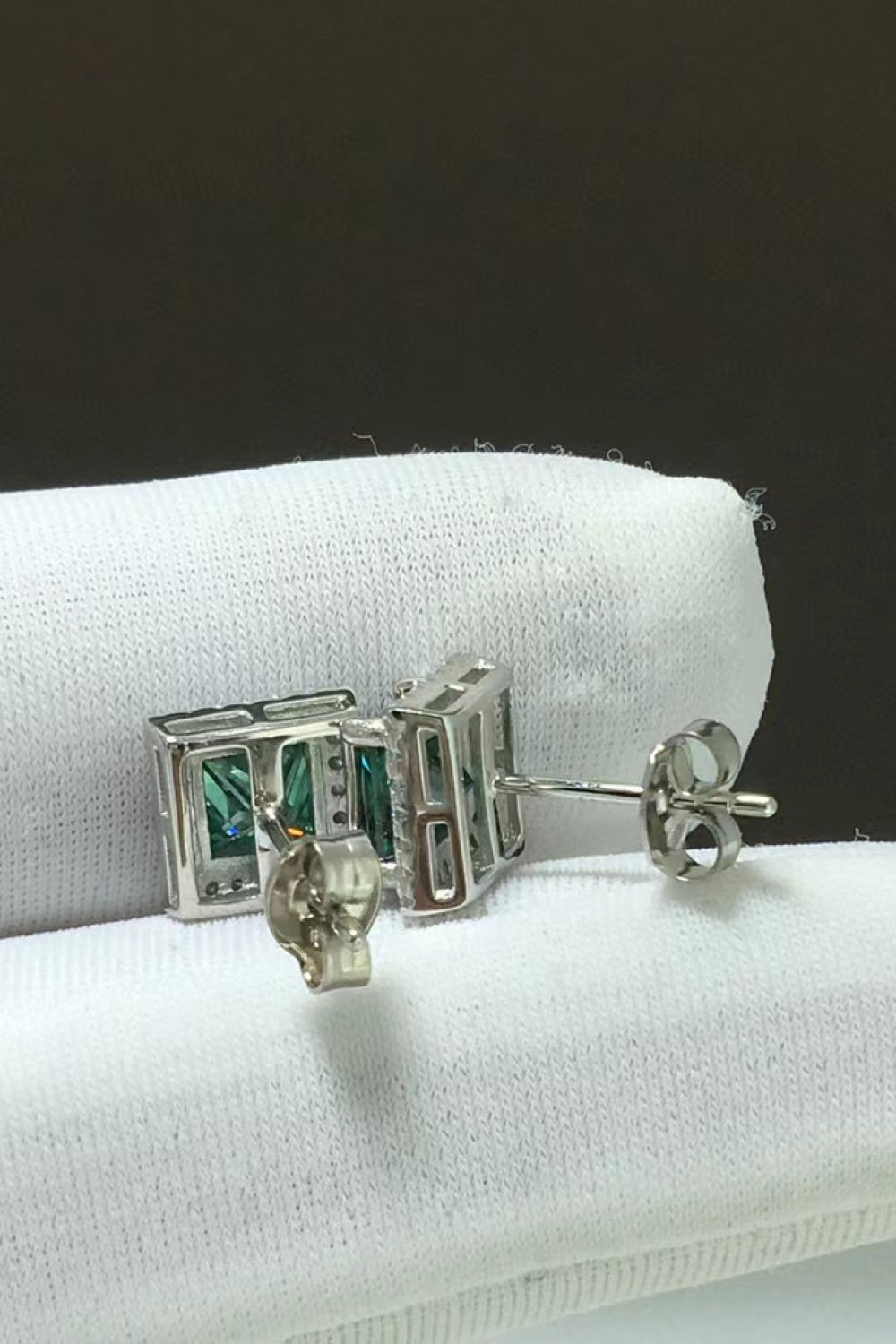 HOF Sienna 2 Carat Moissanite Square Stud Earrings