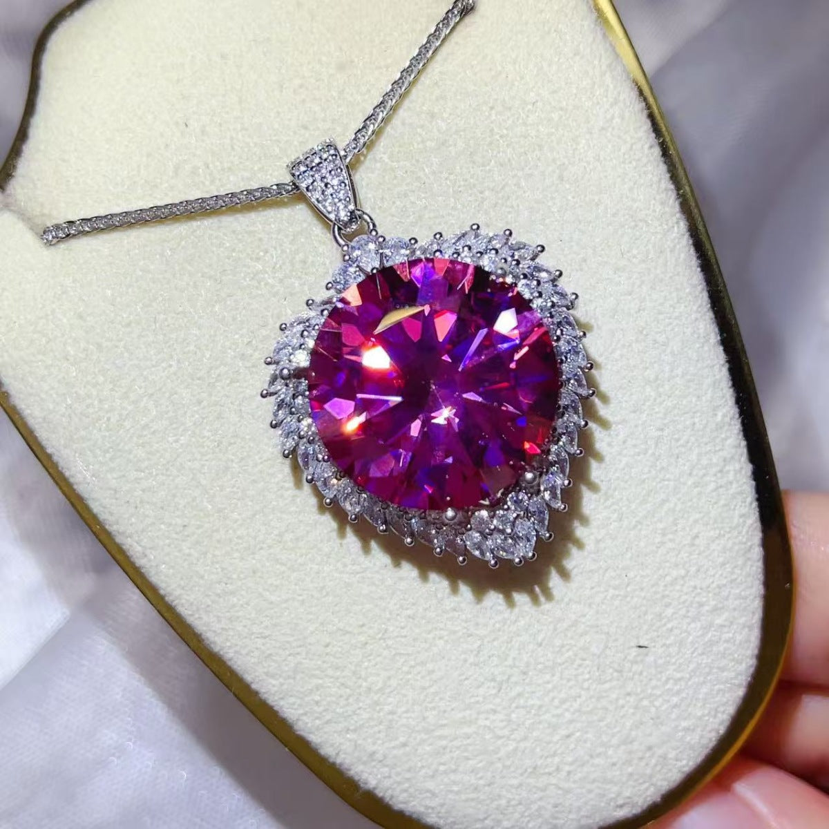 House Of Finesse Regalia 20 Carat Moissanite Pendant Necklace in silver