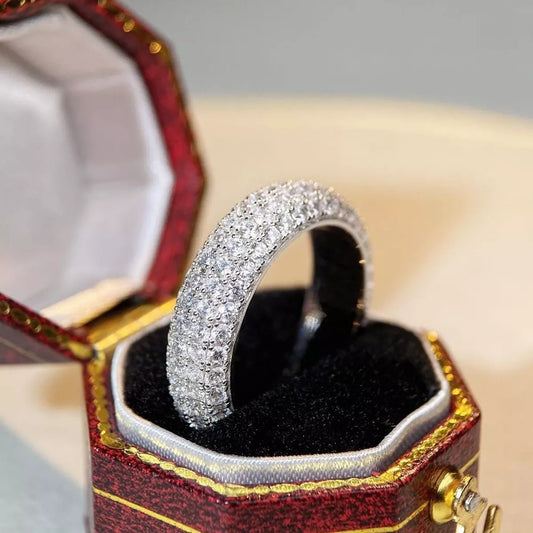House Of Finesse Sterling Halo Zircon Ring in silver