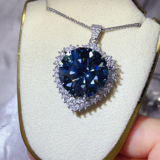 House Of Finesse Grand Lumiere 20 Carat Moissanite Pendant Necklace in silver