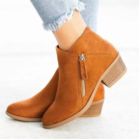 Modern Finesse City Block Round-Toe Low-Heel Boots