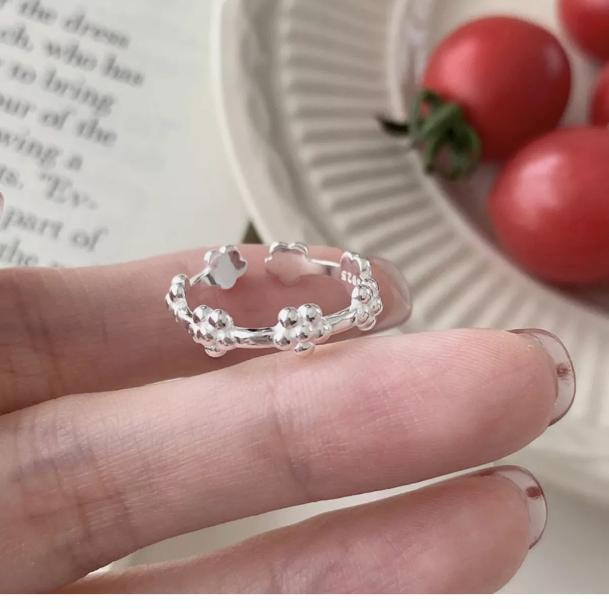 HOF Seren 925 Sterling Silver Flower Ring