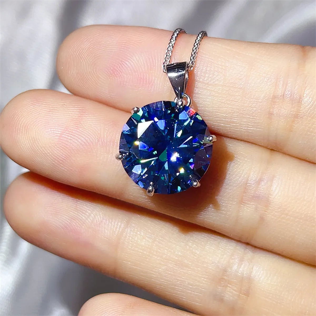 House Of Finesse Royal Duet 10 Carat Moissanite Jewelry Set in royal blue