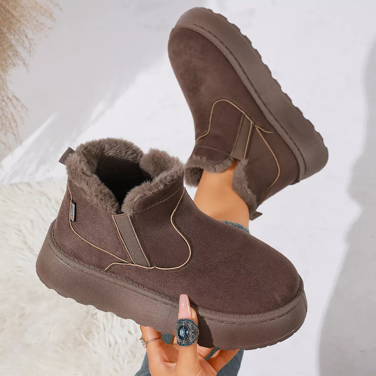 Modern Finesse Solace Round-Toe Platform Boots