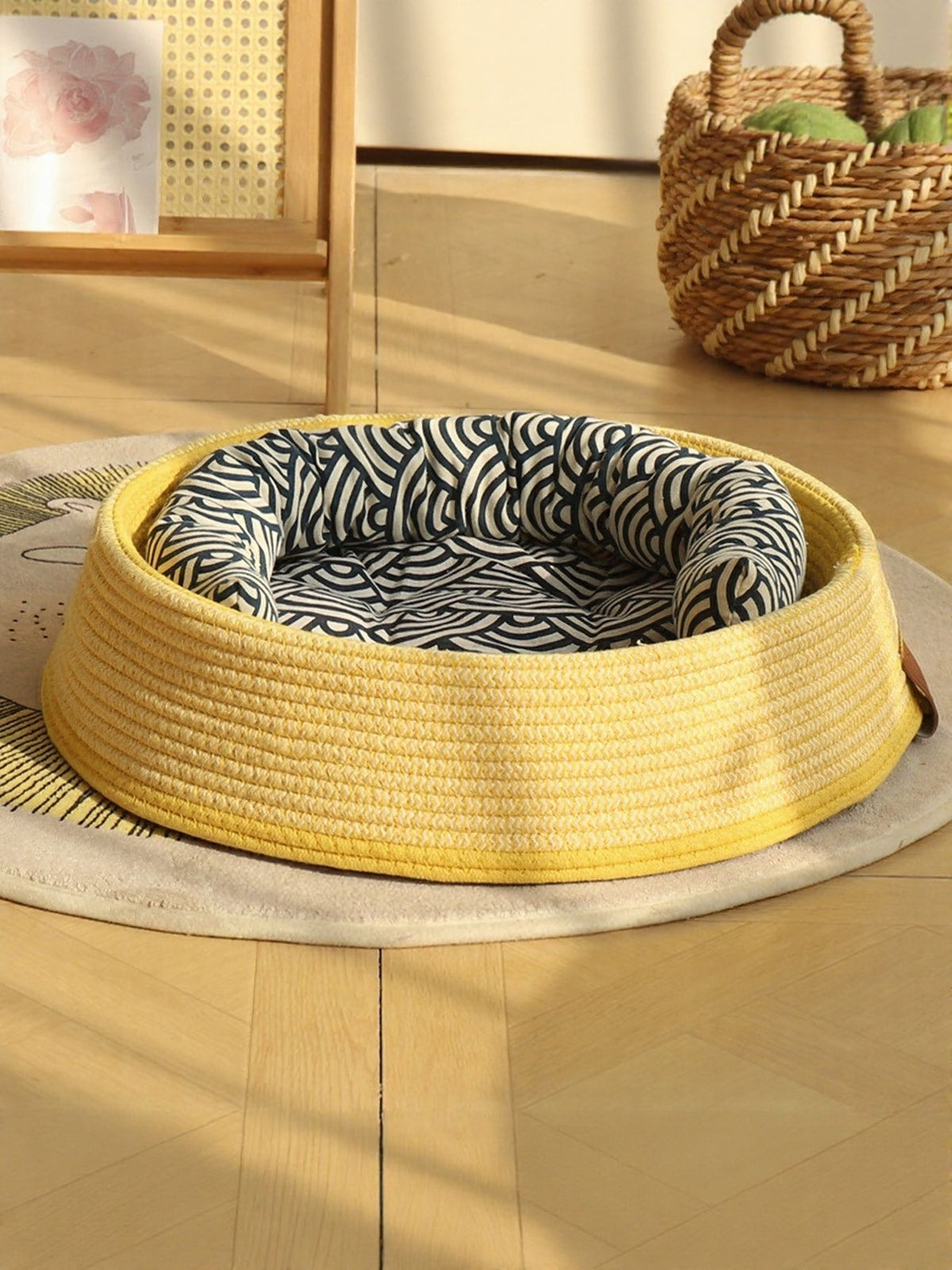 HOF Marlowe Woven Rattan Pet Nest