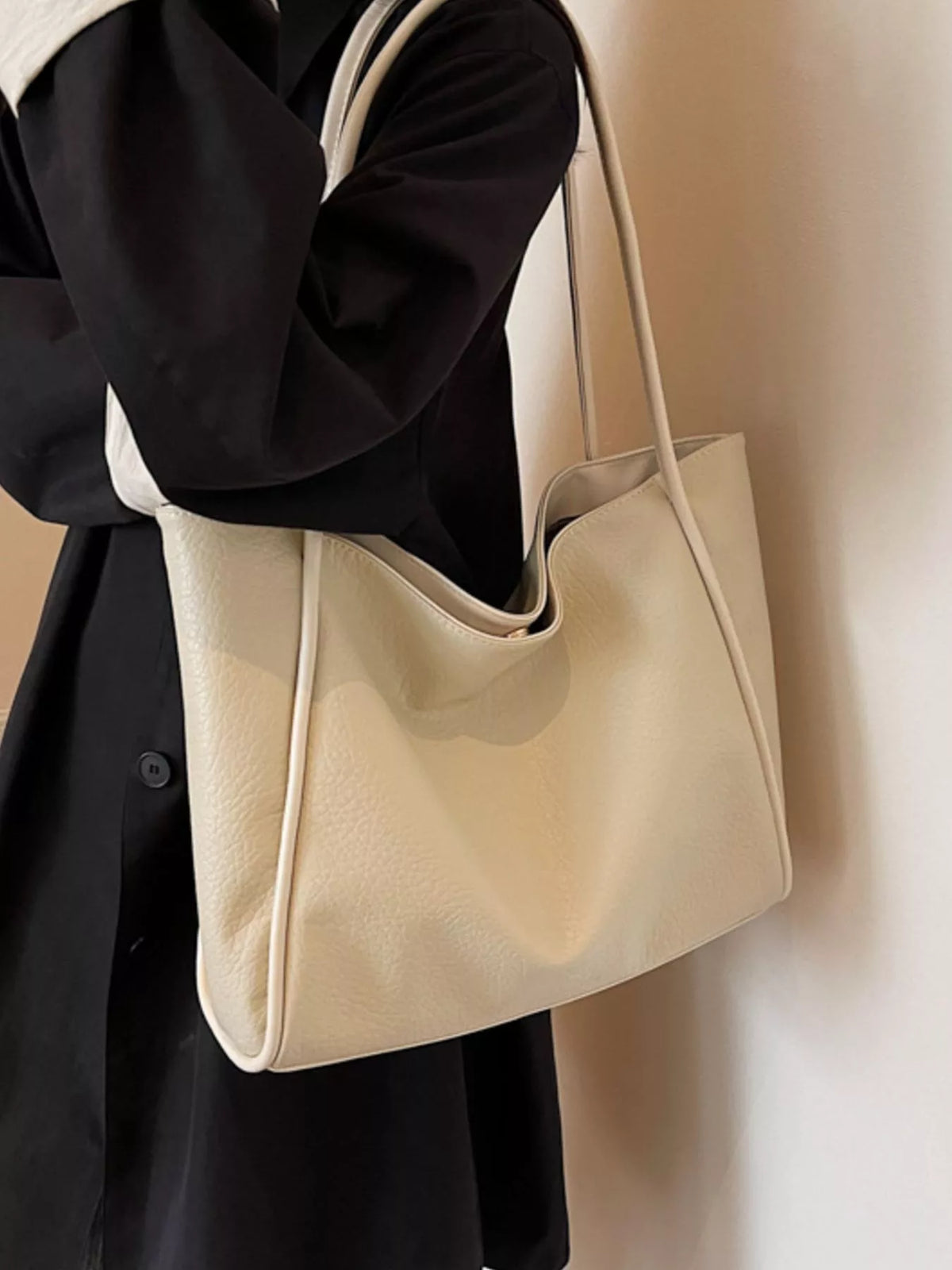 Modern Finesse Avenue PU Leather Tote Bag
